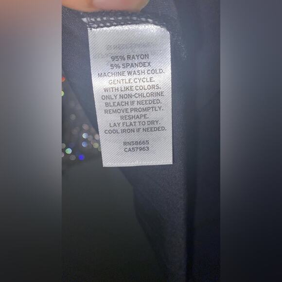 Cutout Detail T-Shirt
Halogen - Picture 5 of 9